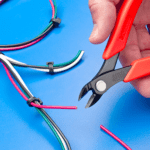 Tip-preventing sharp tips on knot ends
